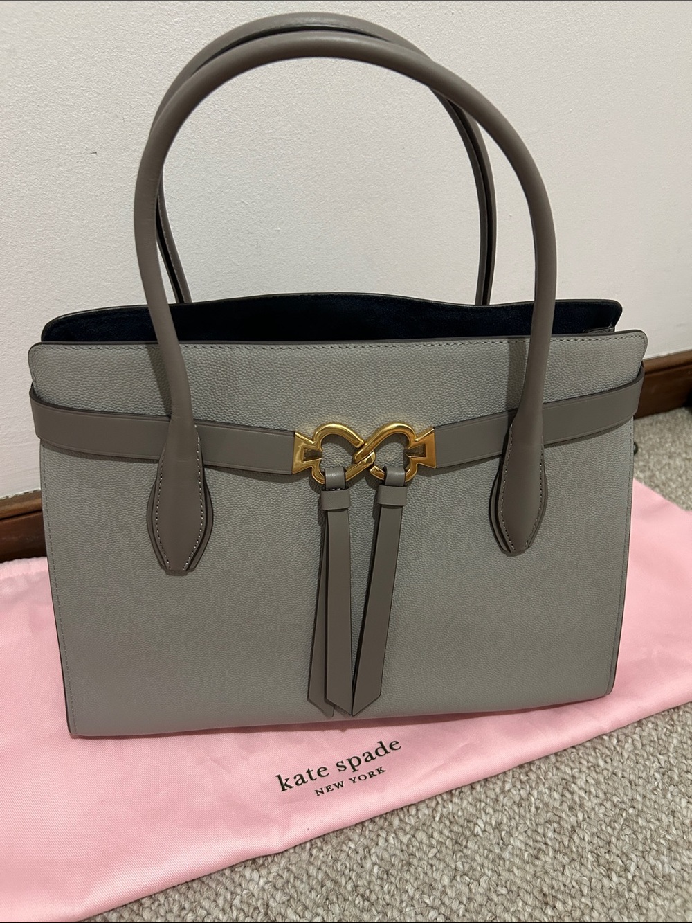 Kate Spade grey locket tote